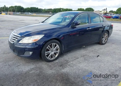 2011 Hyundai Genesis 3.8 z USA, uszkodzony, nr VIN KMHGC4DE2BU132350